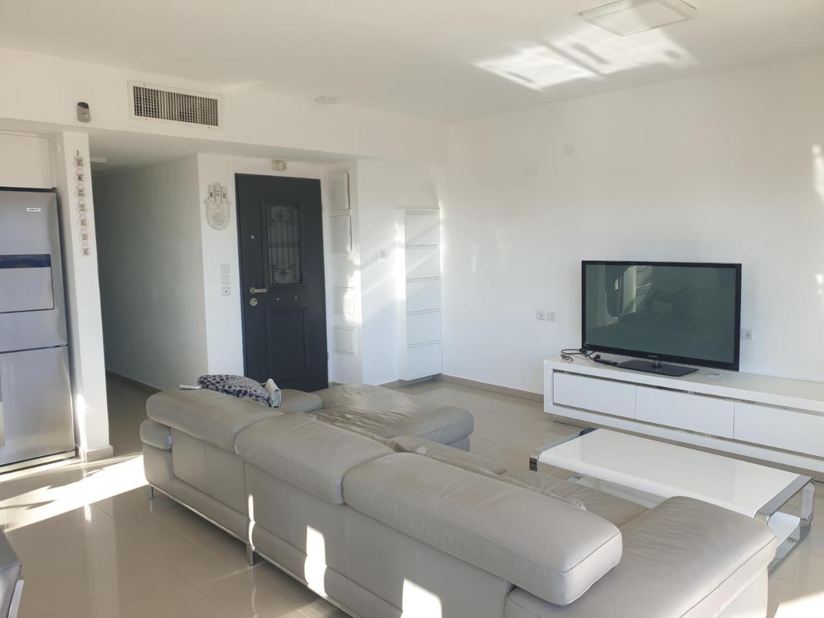 Luxury Exclusive Top Class Apartments Near The Sea With Pool Eilat Bagian luar foto
