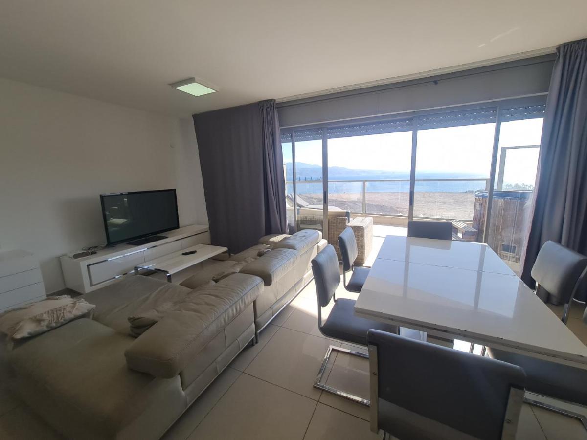Luxury Exclusive Top Class Apartments Near The Sea With Pool Eilat Bagian luar foto