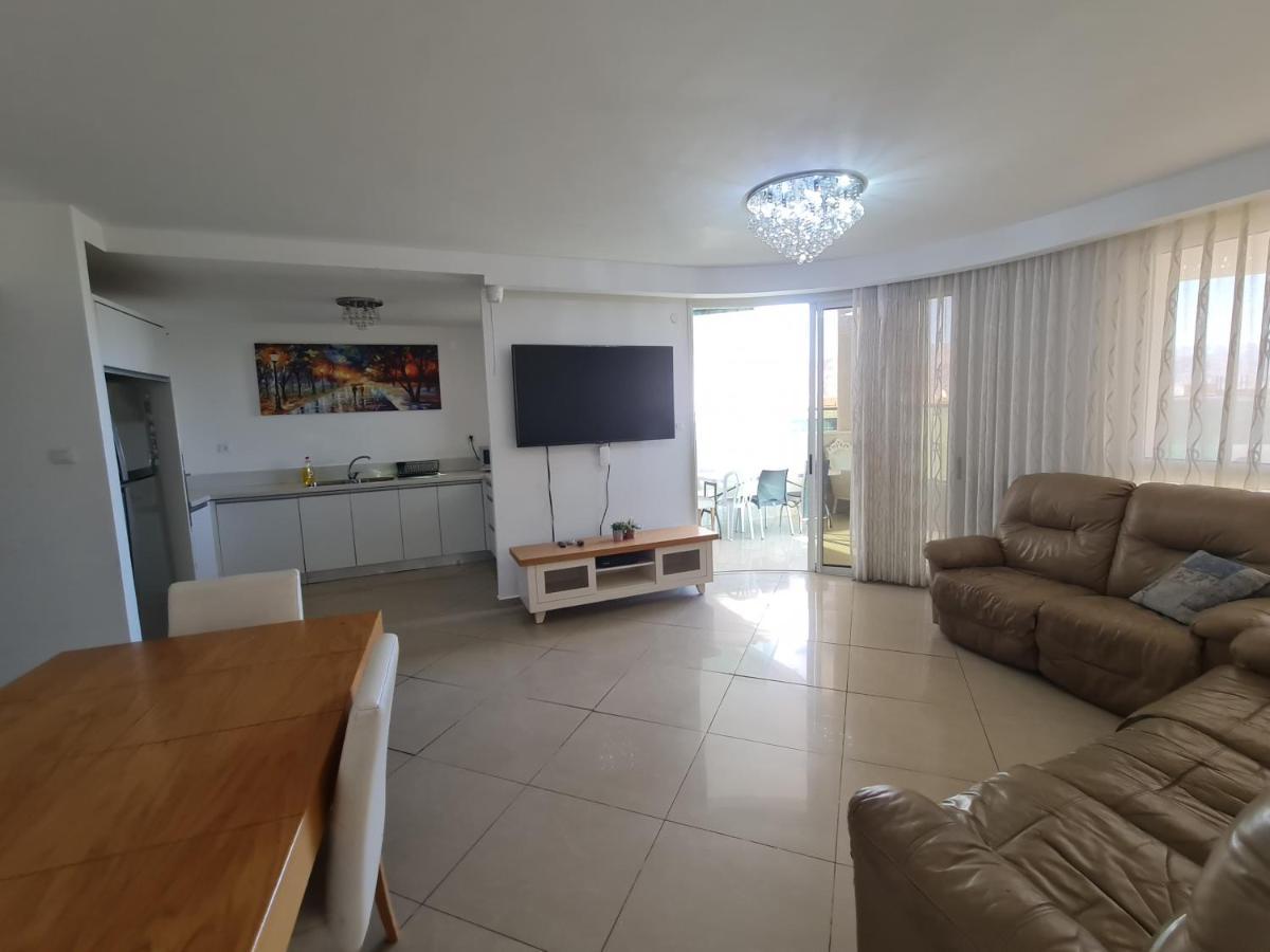 Luxury Exclusive Top Class Apartments Near The Sea With Pool Eilat Bagian luar foto
