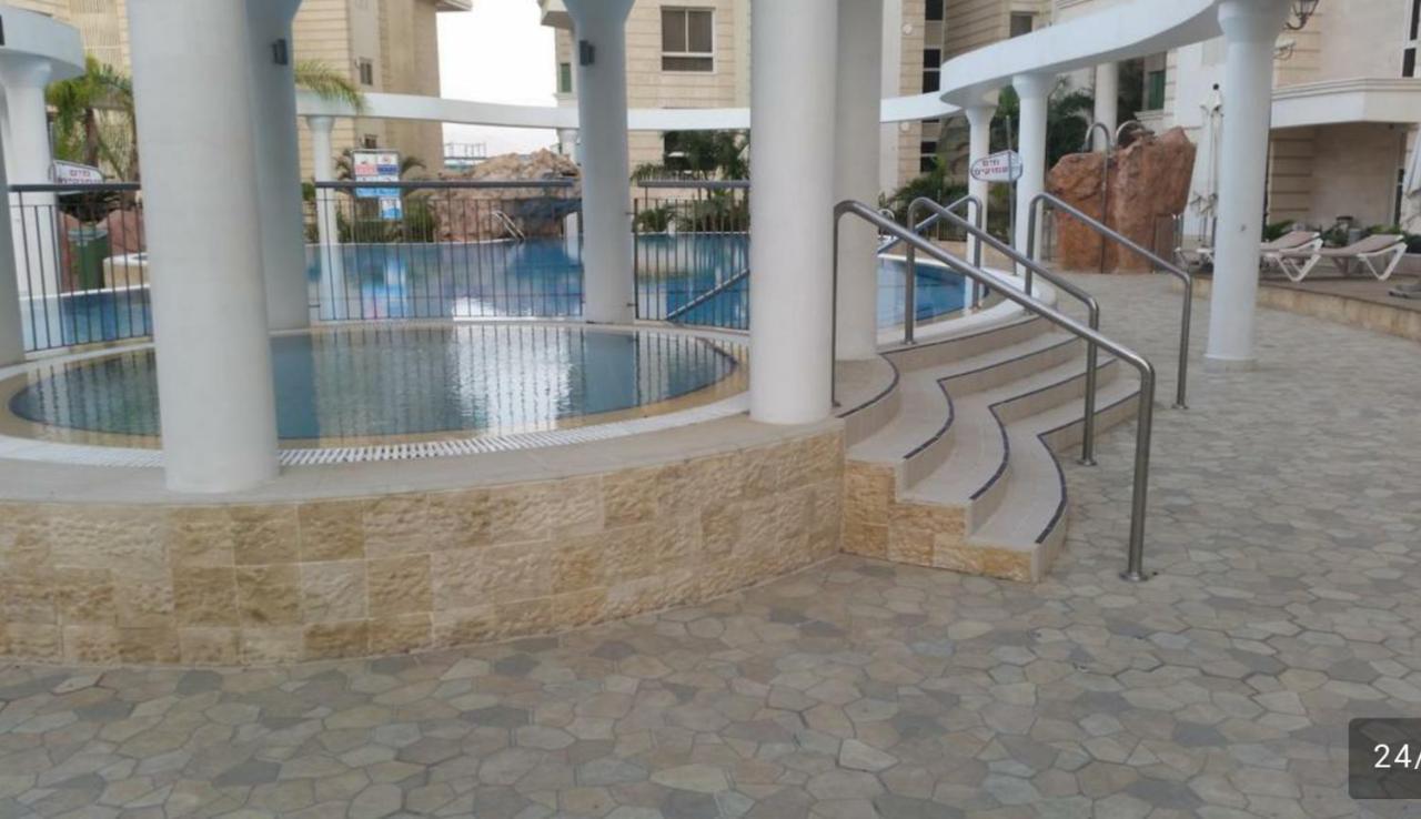 Luxury Exclusive Top Class Apartments Near The Sea With Pool Eilat Bagian luar foto