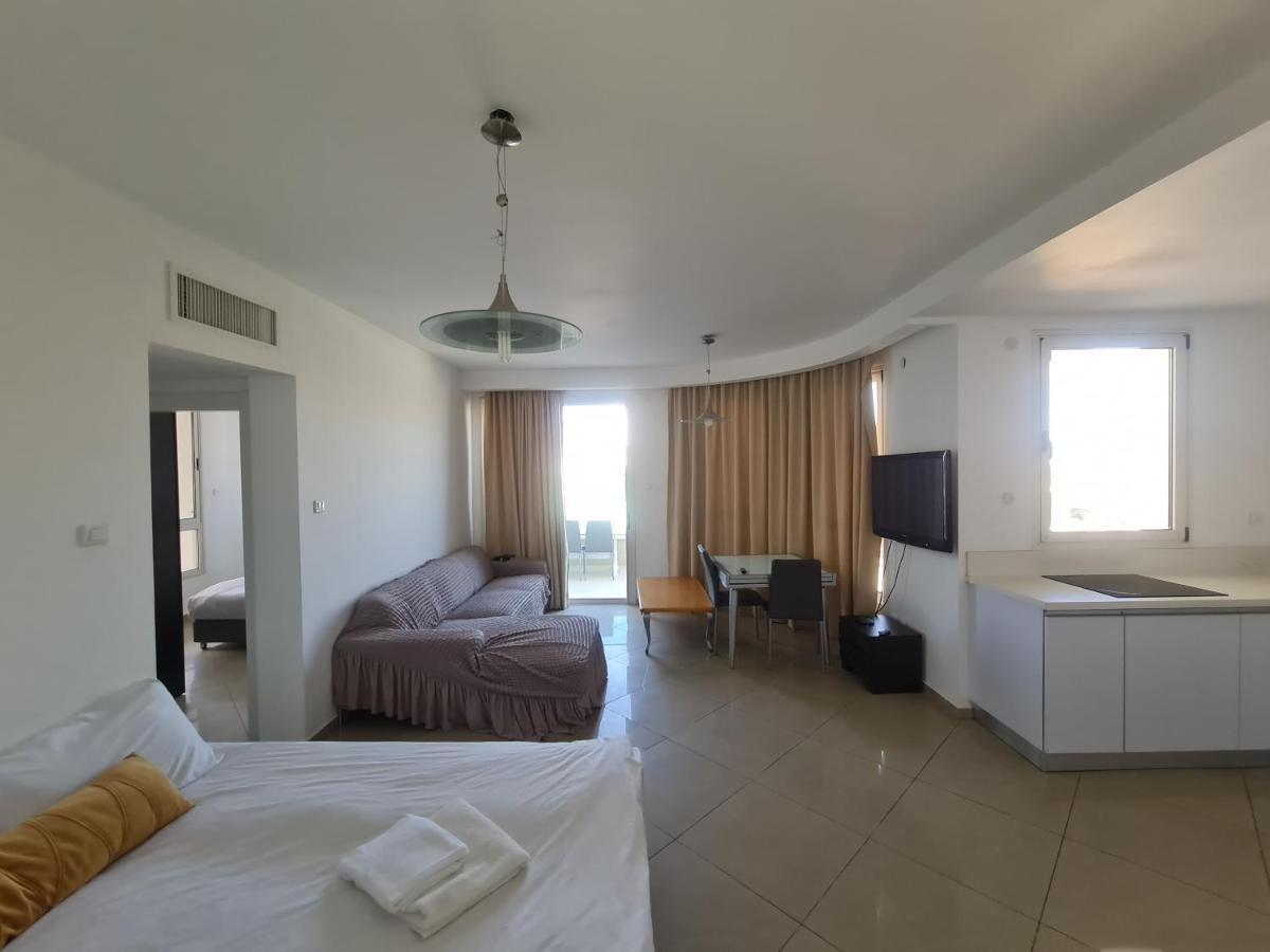 Luxury Exclusive Top Class Apartments Near The Sea With Pool Eilat Bagian luar foto